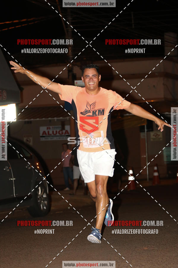 Buy your photos of the event70 CORRIDA DE BRODOWSKI on Fotop