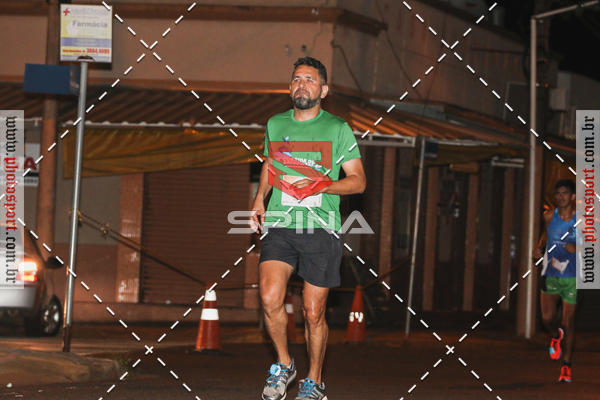 Buy your photos of the event70 CORRIDA DE BRODOWSKI on Fotop