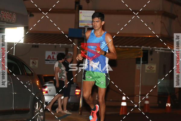 Buy your photos of the event70 CORRIDA DE BRODOWSKI on Fotop