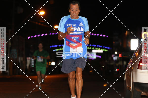 Buy your photos of the event70 CORRIDA DE BRODOWSKI on Fotop