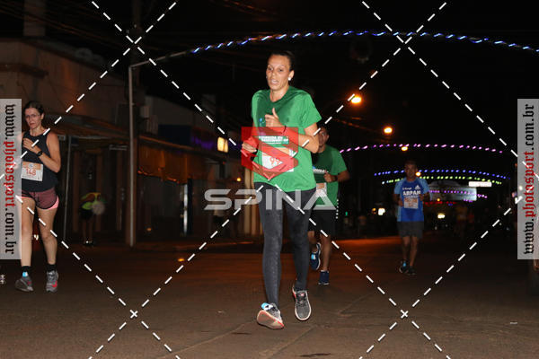 Buy your photos of the event70 CORRIDA DE BRODOWSKI on Fotop