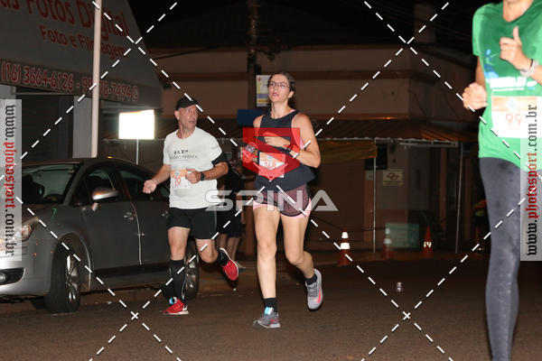 Buy your photos of the event70 CORRIDA DE BRODOWSKI on Fotop