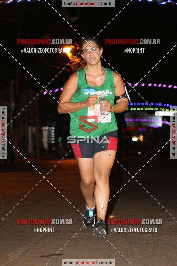 Buy your photos of the event70 CORRIDA DE BRODOWSKI on Fotop