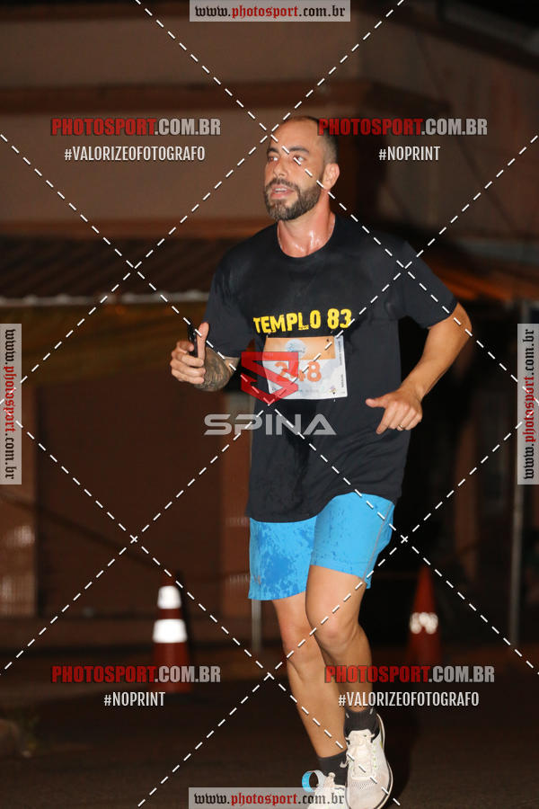 Buy your photos of the event70 CORRIDA DE BRODOWSKI on Fotop