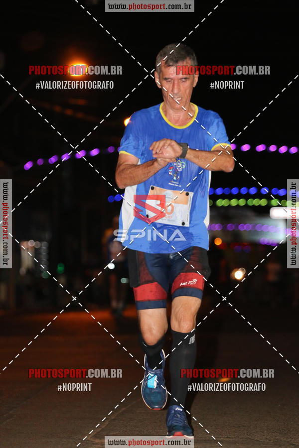 Buy your photos of the event70 CORRIDA DE BRODOWSKI on Fotop