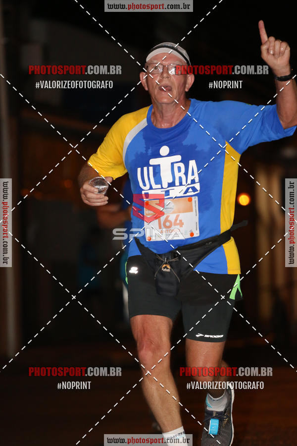 Buy your photos of the event70 CORRIDA DE BRODOWSKI on Fotop