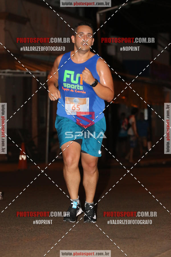 Buy your photos of the event70 CORRIDA DE BRODOWSKI on Fotop