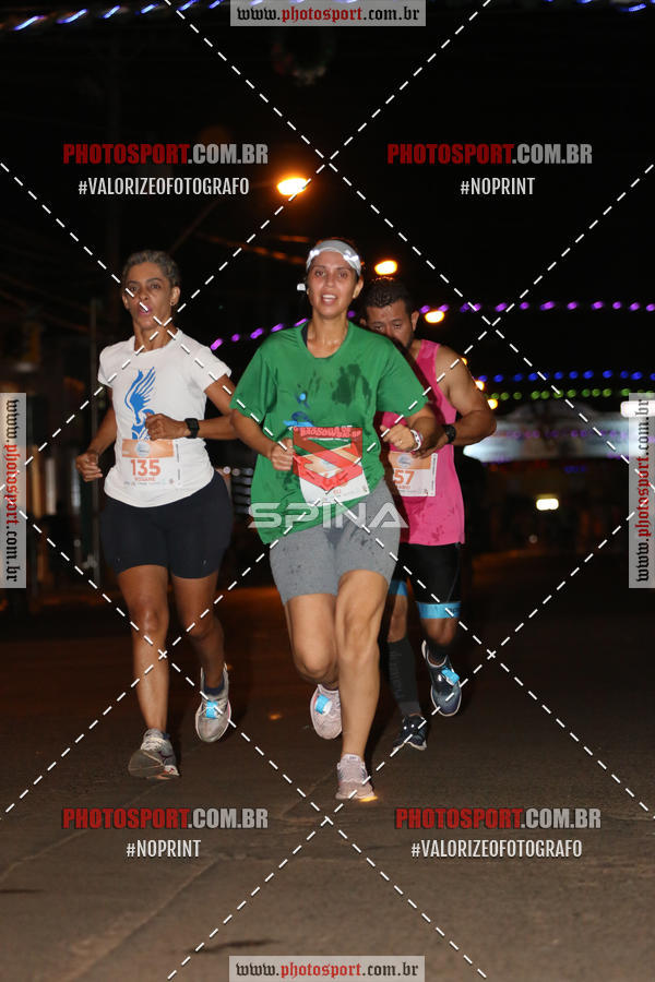 Buy your photos of the event70 CORRIDA DE BRODOWSKI on Fotop