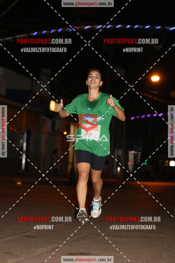 Buy your photos of the event70 CORRIDA DE BRODOWSKI on Fotop