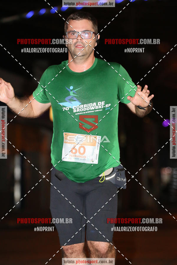 Buy your photos of the event70 CORRIDA DE BRODOWSKI on Fotop