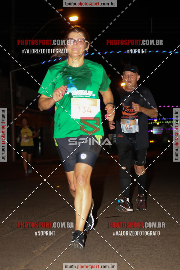 Buy your photos of the event70 CORRIDA DE BRODOWSKI on Fotop