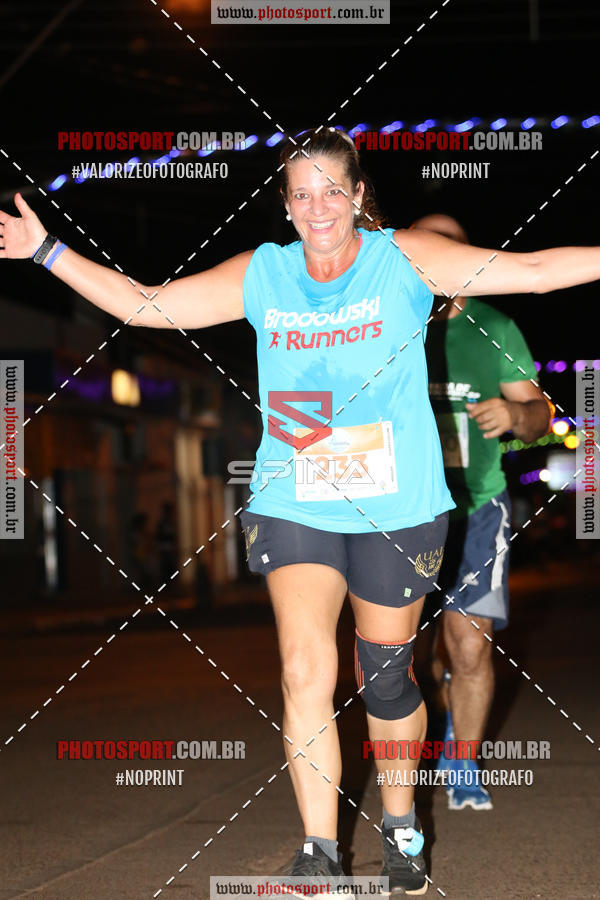 Buy your photos of the event70 CORRIDA DE BRODOWSKI on Fotop