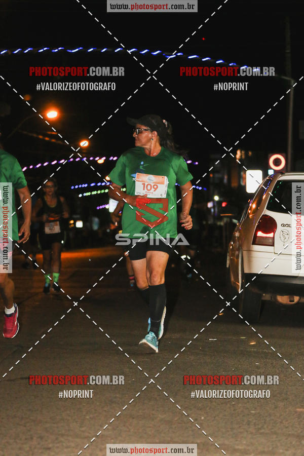 Buy your photos of the event70 CORRIDA DE BRODOWSKI on Fotop