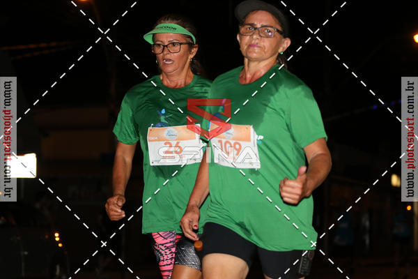 Buy your photos of the event70 CORRIDA DE BRODOWSKI on Fotop