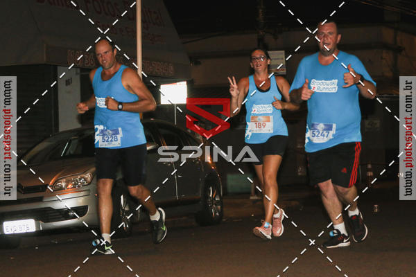 Buy your photos of the event70 CORRIDA DE BRODOWSKI on Fotop