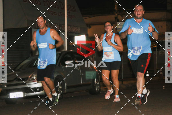 Buy your photos of the event70 CORRIDA DE BRODOWSKI on Fotop