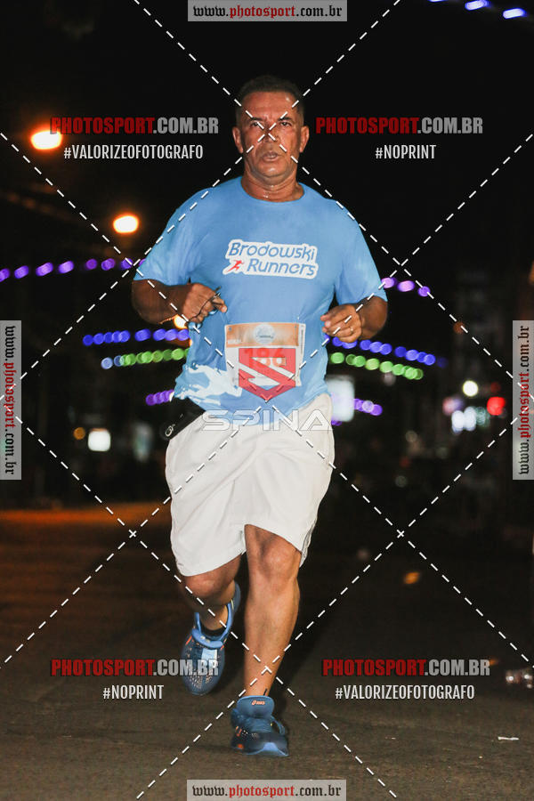 Buy your photos of the event70 CORRIDA DE BRODOWSKI on Fotop