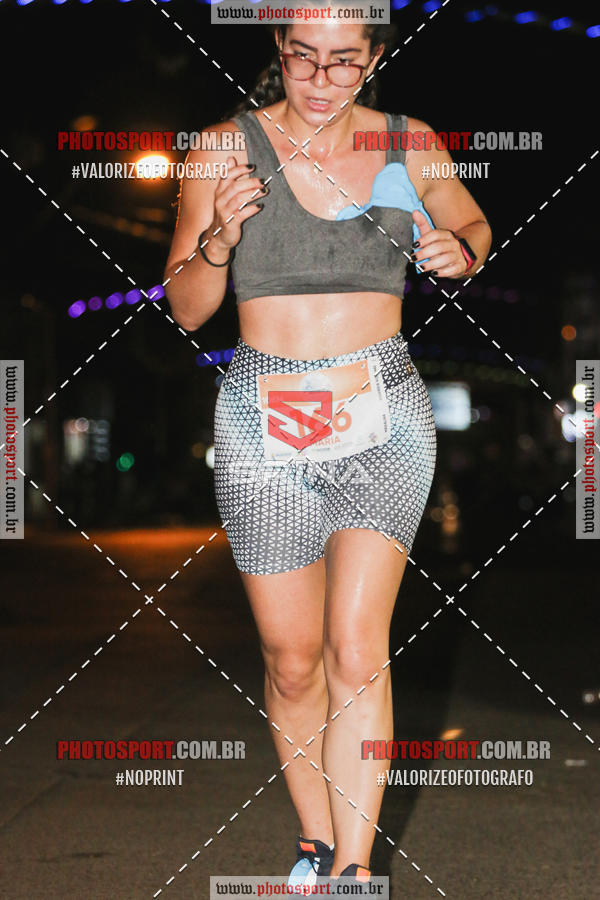 Buy your photos of the event70 CORRIDA DE BRODOWSKI on Fotop