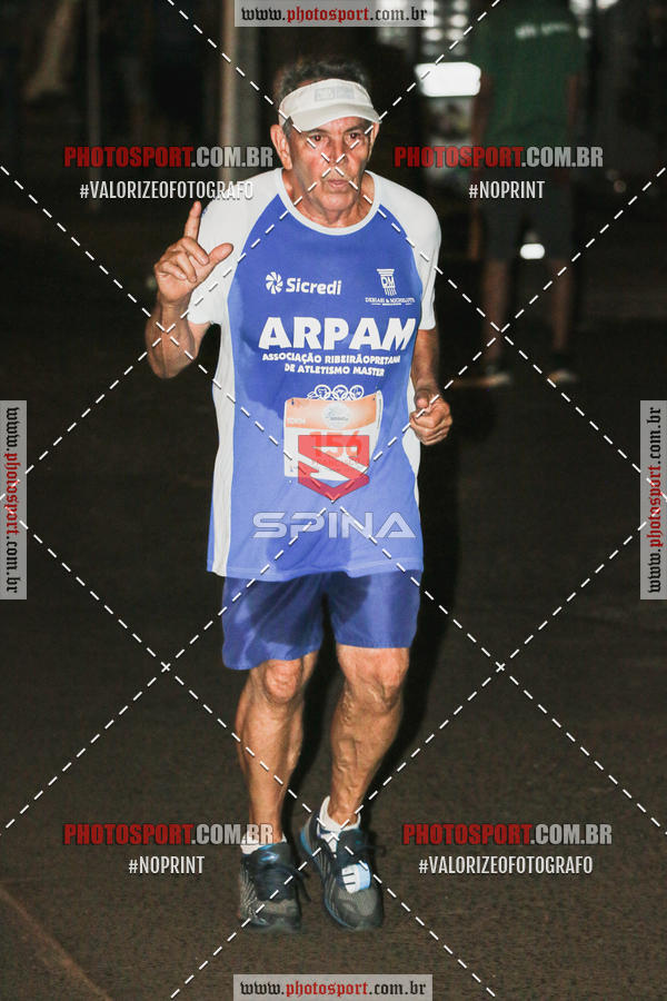 Buy your photos of the event70 CORRIDA DE BRODOWSKI on Fotop