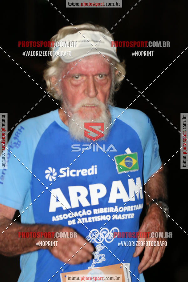 Buy your photos of the event70 CORRIDA DE BRODOWSKI on Fotop