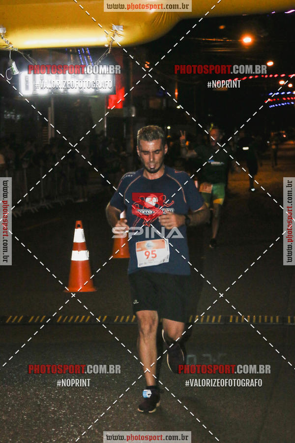 Buy your photos of the event70 CORRIDA DE BRODOWSKI on Fotop