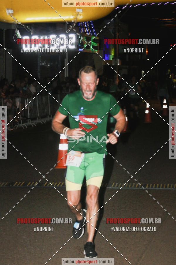 Buy your photos of the event70 CORRIDA DE BRODOWSKI on Fotop