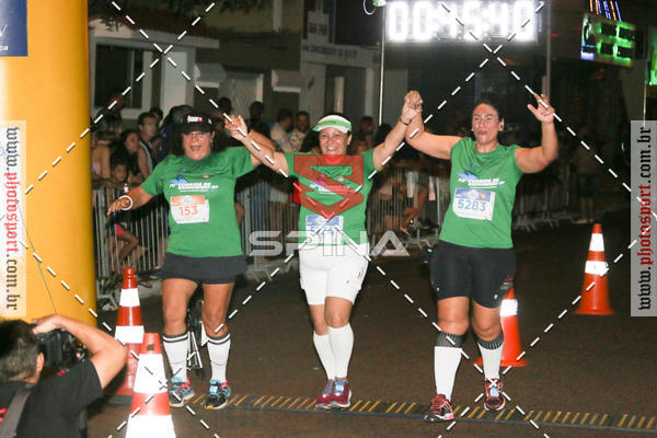 Buy your photos of the event70 CORRIDA DE BRODOWSKI on Fotop