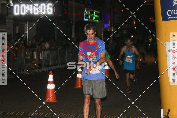 Buy your photos of the event70 CORRIDA DE BRODOWSKI on Fotop