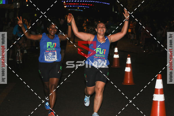 Buy your photos of the event70 CORRIDA DE BRODOWSKI on Fotop