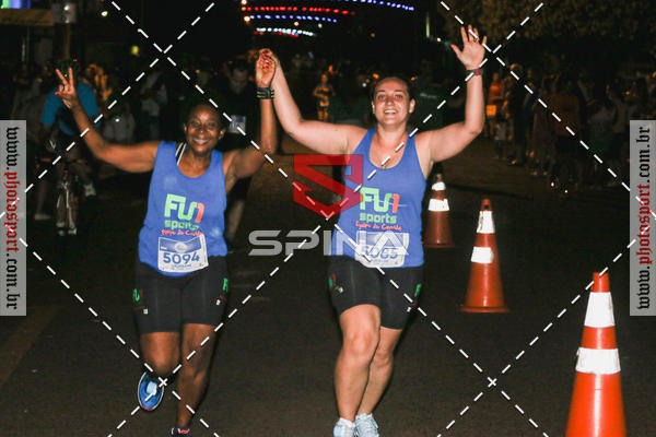 Buy your photos of the event70 CORRIDA DE BRODOWSKI on Fotop