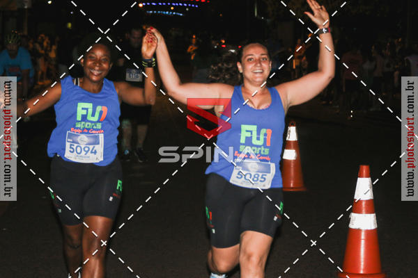 Buy your photos of the event70 CORRIDA DE BRODOWSKI on Fotop