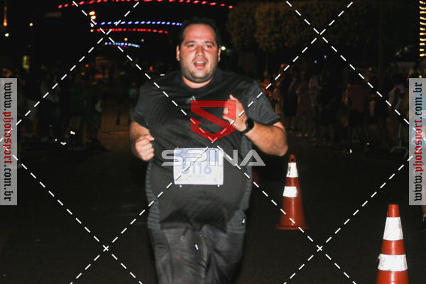 Buy your photos of the event70 CORRIDA DE BRODOWSKI on Fotop