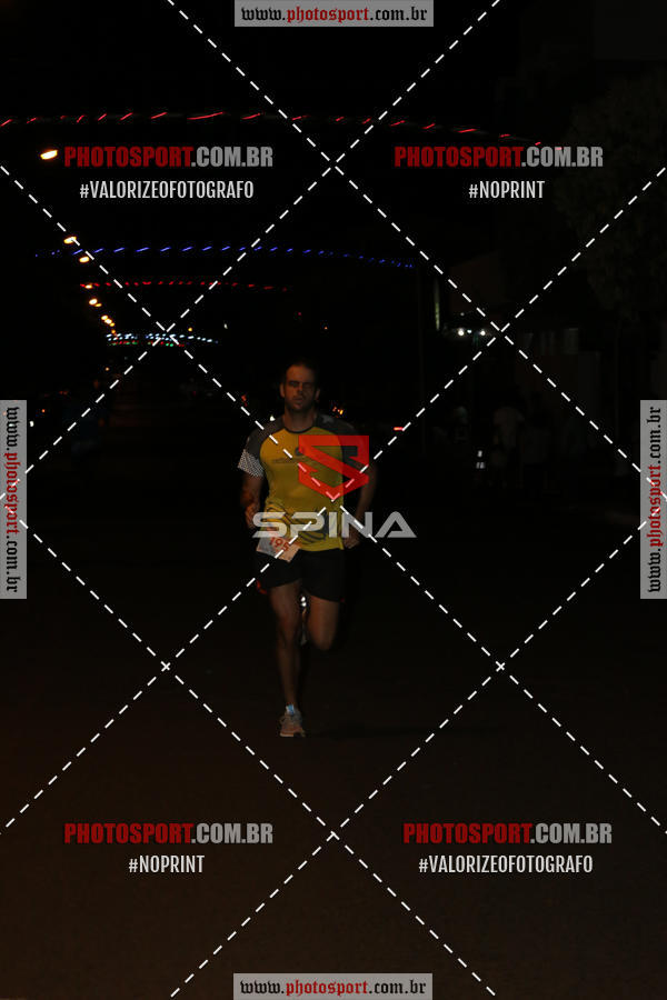 Buy your photos of the event70 CORRIDA DE BRODOWSKI on Fotop