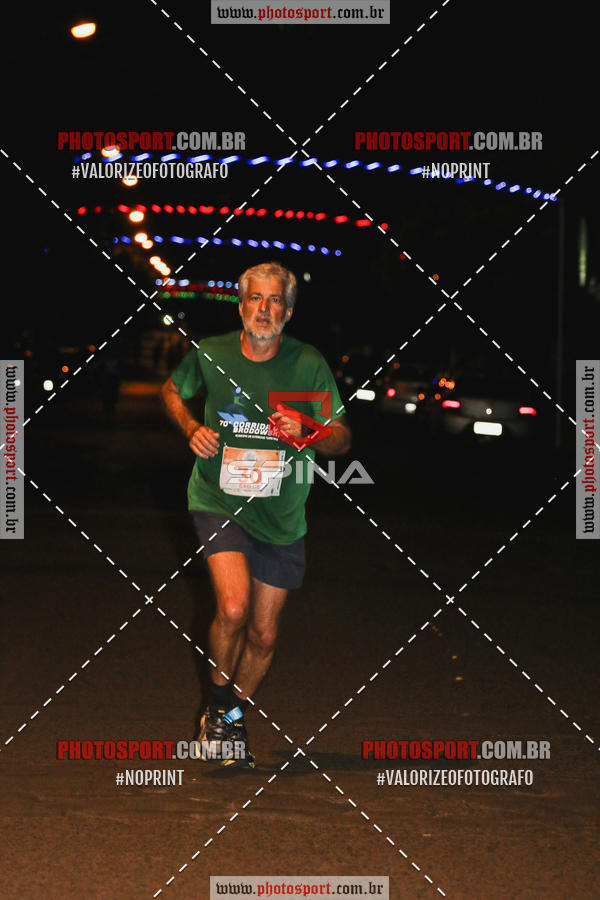 Buy your photos of the event70 CORRIDA DE BRODOWSKI on Fotop