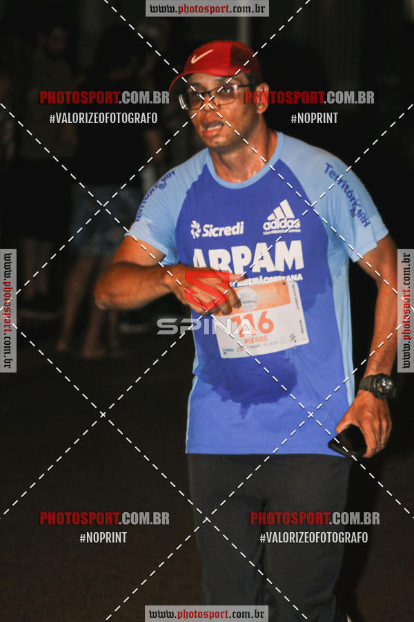 Buy your photos of the event70 CORRIDA DE BRODOWSKI on Fotop