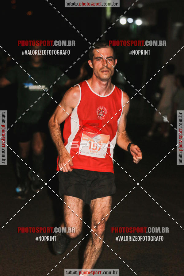 Buy your photos of the event70 CORRIDA DE BRODOWSKI on Fotop