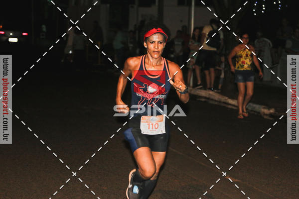 Buy your photos of the event70 CORRIDA DE BRODOWSKI on Fotop