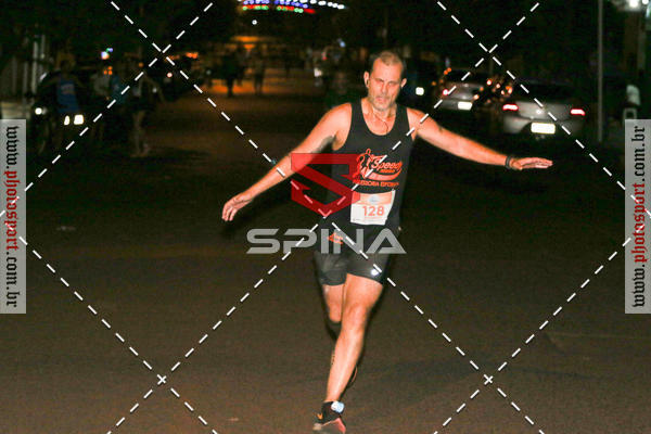 Buy your photos of the event70 CORRIDA DE BRODOWSKI on Fotop