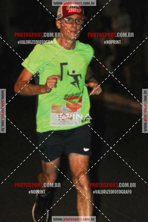 Buy your photos of the event70 CORRIDA DE BRODOWSKI on Fotop