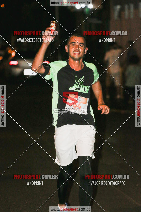 Buy your photos of the event70 CORRIDA DE BRODOWSKI on Fotop