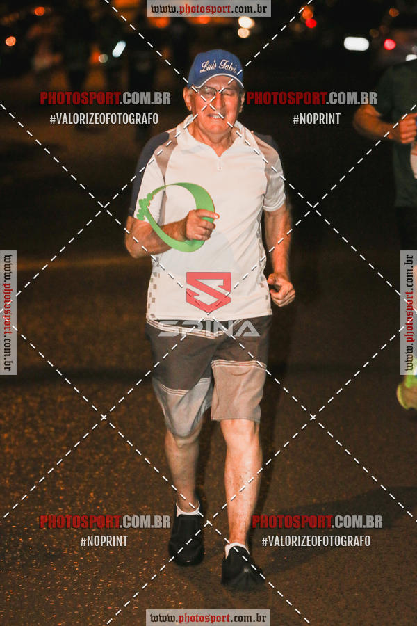Buy your photos of the event70 CORRIDA DE BRODOWSKI on Fotop