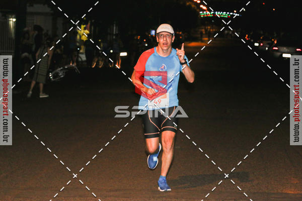 Buy your photos of the event70 CORRIDA DE BRODOWSKI on Fotop