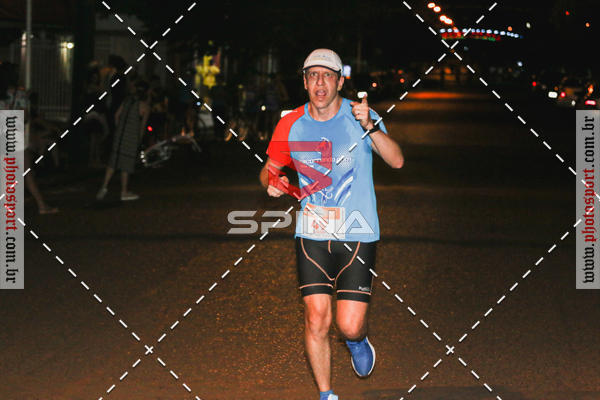 Buy your photos of the event70 CORRIDA DE BRODOWSKI on Fotop