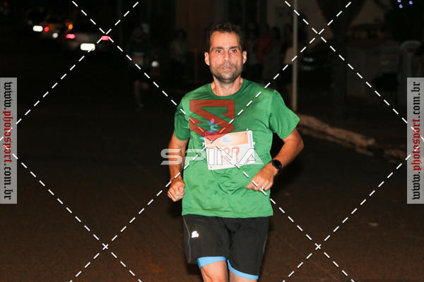 Buy your photos of the event70 CORRIDA DE BRODOWSKI on Fotop