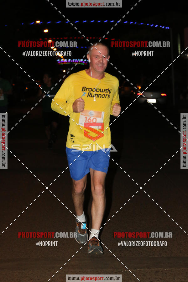 Buy your photos of the event70 CORRIDA DE BRODOWSKI on Fotop