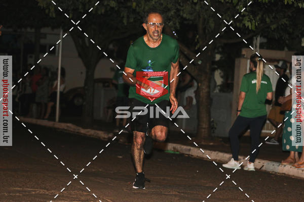 Buy your photos of the event70 CORRIDA DE BRODOWSKI on Fotop