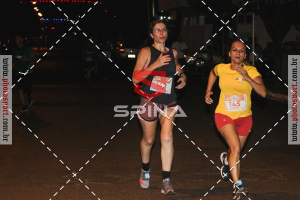 Buy your photos of the event70 CORRIDA DE BRODOWSKI on Fotop
