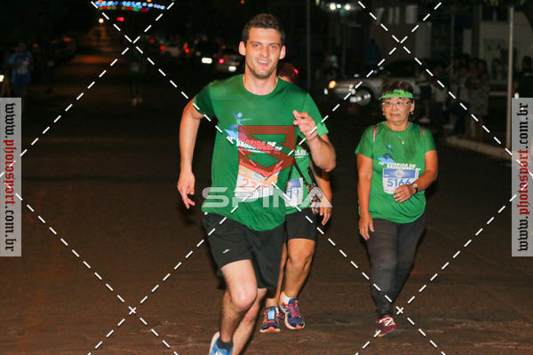 Buy your photos of the event70 CORRIDA DE BRODOWSKI on Fotop