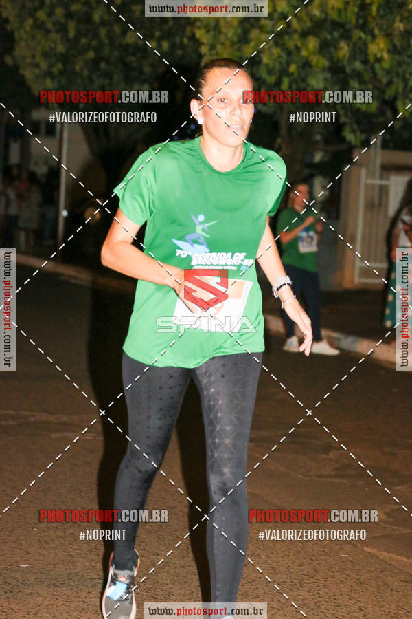 Buy your photos of the event70 CORRIDA DE BRODOWSKI on Fotop