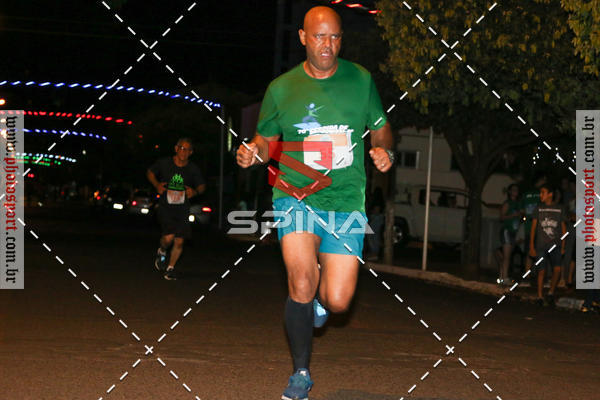 Buy your photos of the event70 CORRIDA DE BRODOWSKI on Fotop